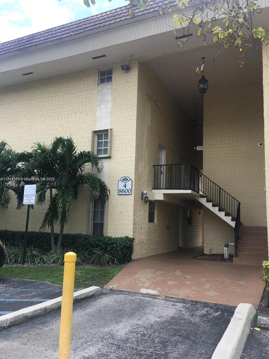 8600 SW 109th Ave # 216, Miami FL 33173 2 Blandon Realty - Real Estate Agency