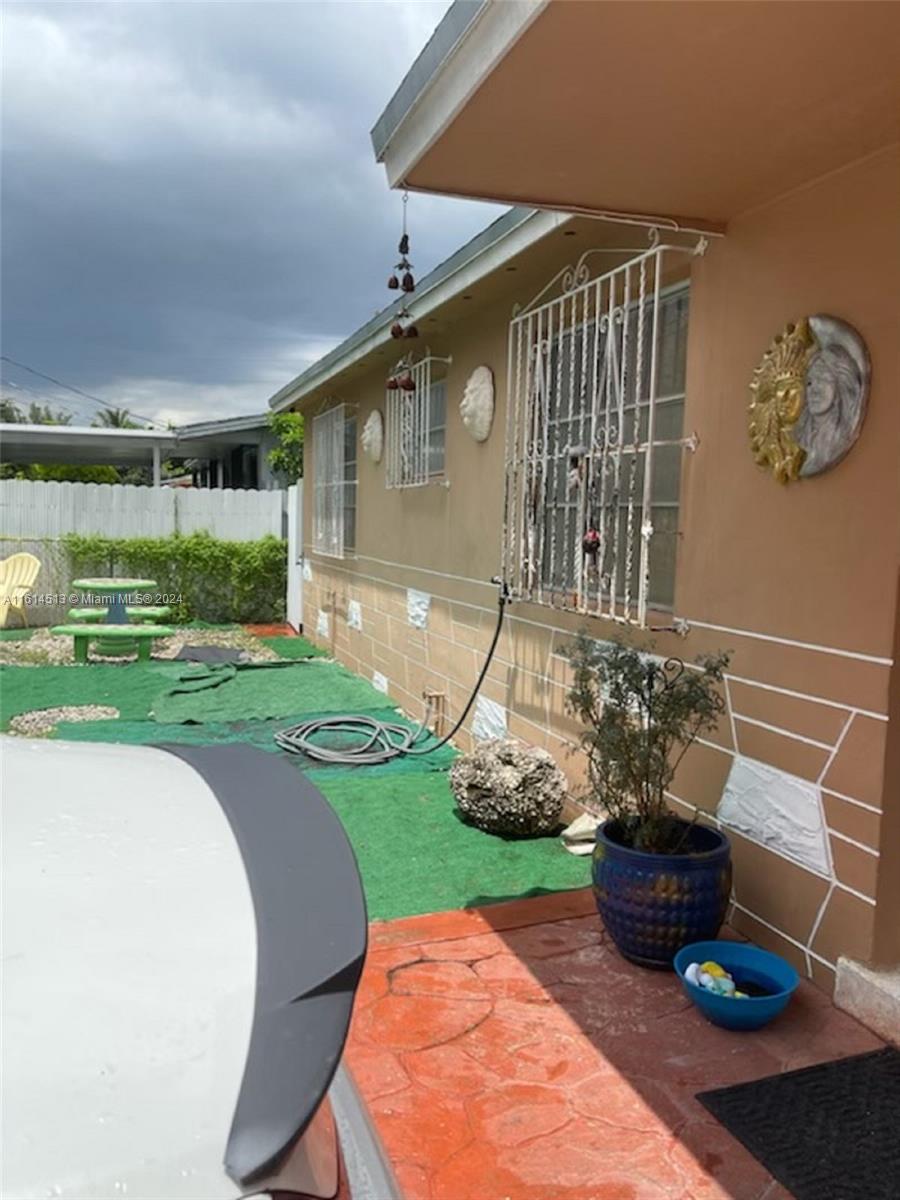 3601 NW 102nd St, Miami FL 33147 2 Blandon Realty - Real Estate Agency