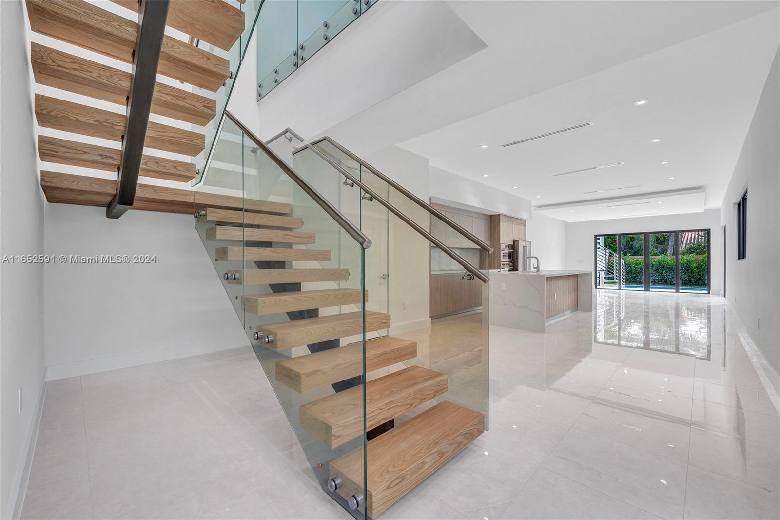 1235 SW 13TH AVE # 1235, Miami FL 33135 6 Blandon Realty - Real Estate Agency