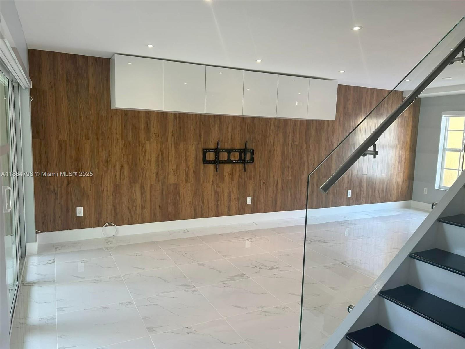 8310 SW 154th Ave # 27, Miami FL 33193 7 Blandon Realty - Real Estate Agency