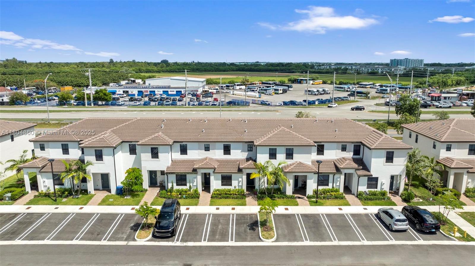 23517 SW 127th Pl, Homestead FL 33032 1 Blandon Realty - Real Estate Agency
