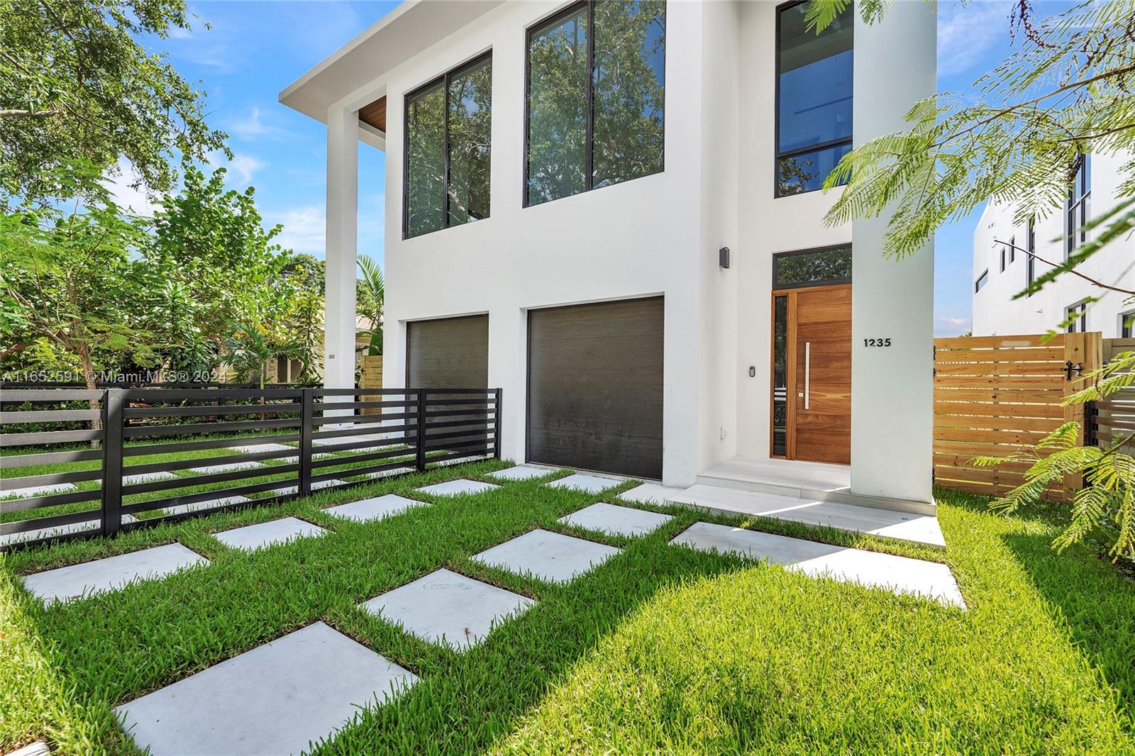 1235 SW 13TH AVE # 1235, Miami FL 33135 1 Blandon Realty - Real Estate Agency