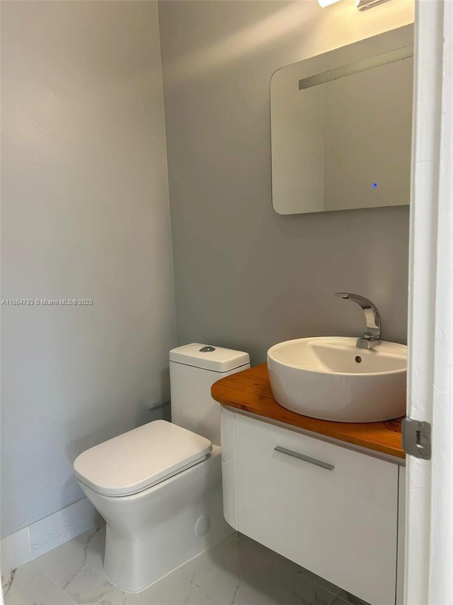 8310 SW 154th Ave # 27, Miami FL 33193 9 Blandon Realty - Real Estate Agency
