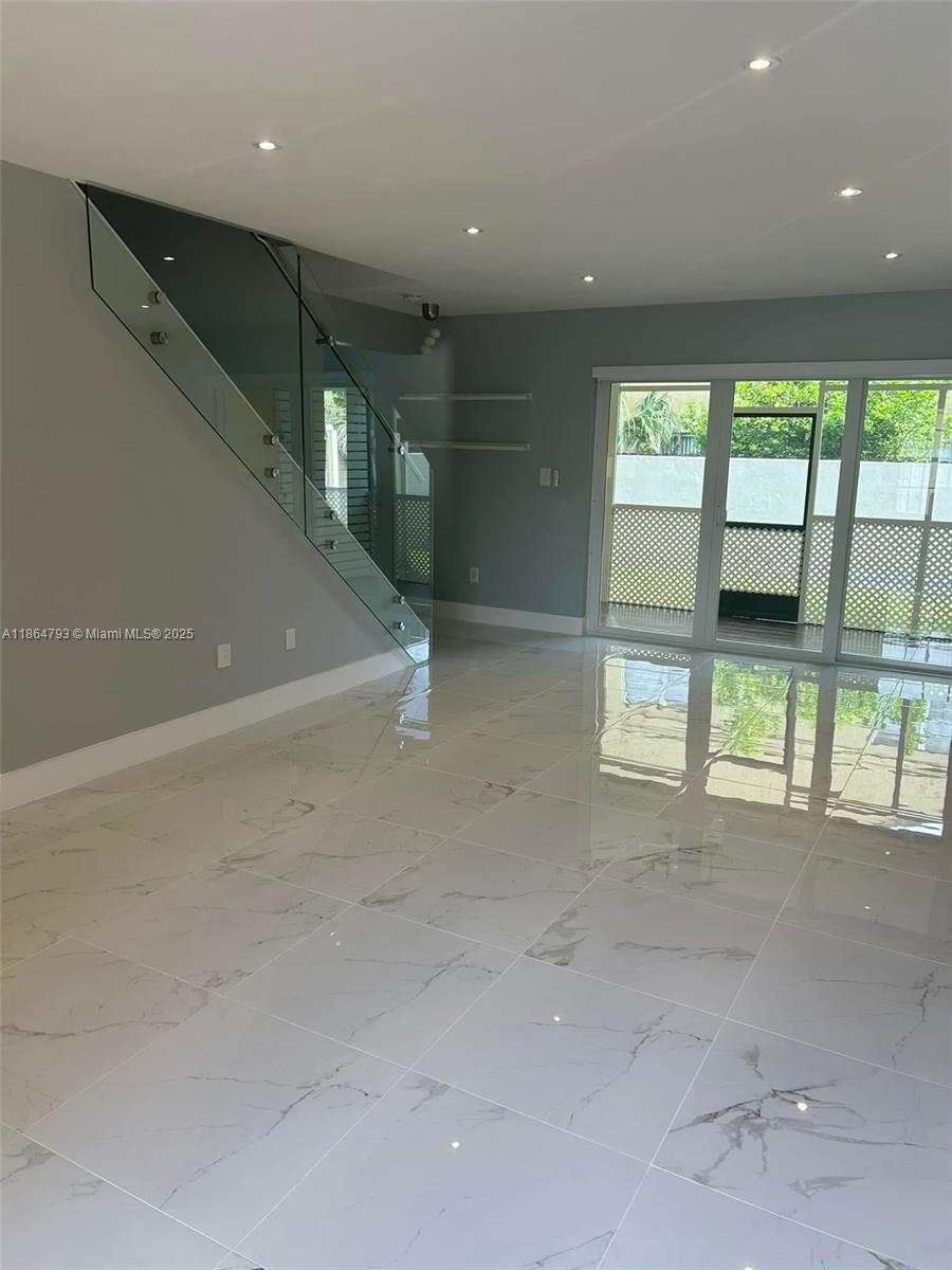 8310 SW 154th Ave # 27, Miami FL 33193 4 Blandon Realty - Real Estate Agency