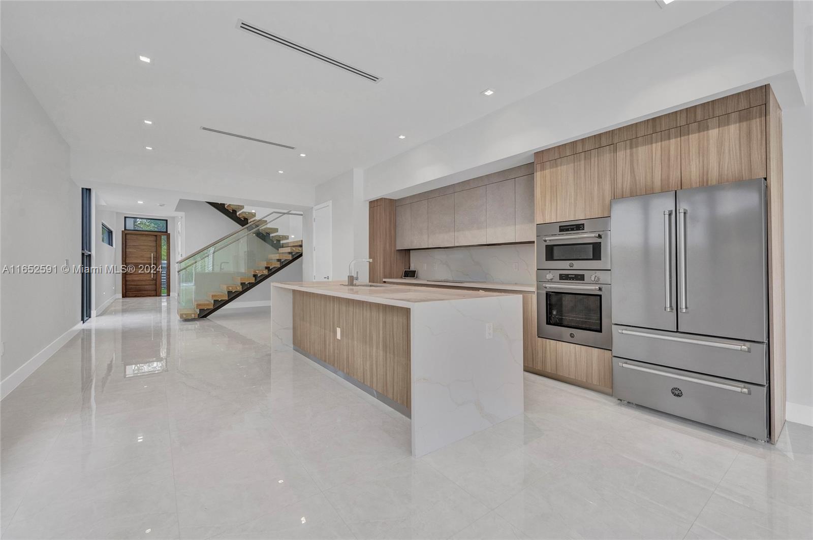 1235 SW 13TH AVE # 1235, Miami FL 33135 4 Blandon Realty - Real Estate Agency