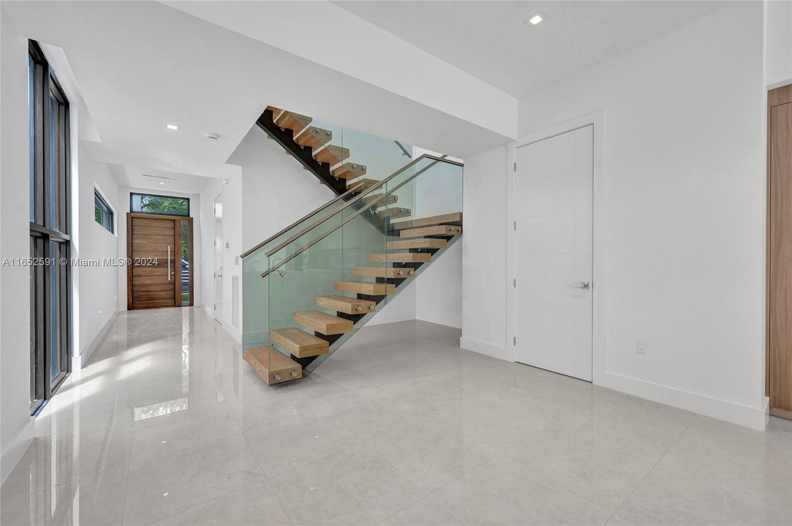 1235 SW 13TH AVE # 1235, Miami FL 33135 8 Blandon Realty - Real Estate Agency