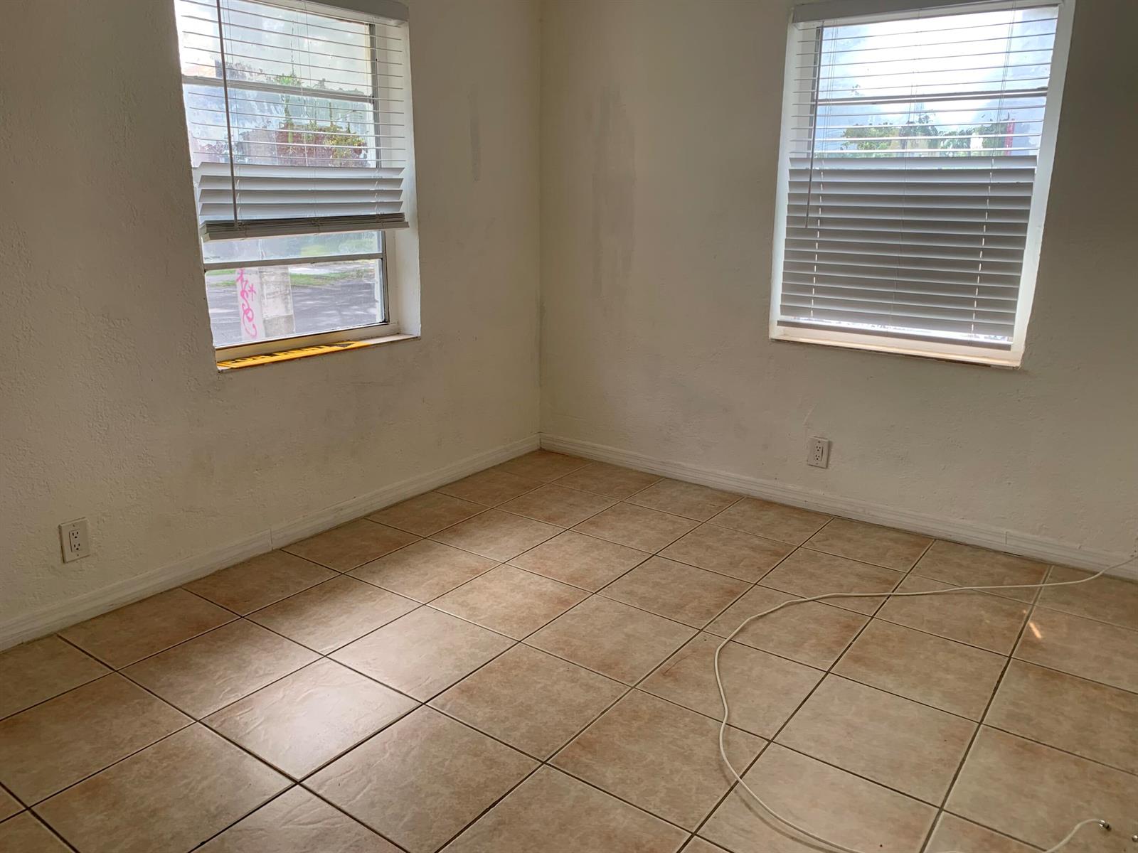 Blandon Realty - Real Estate Agency